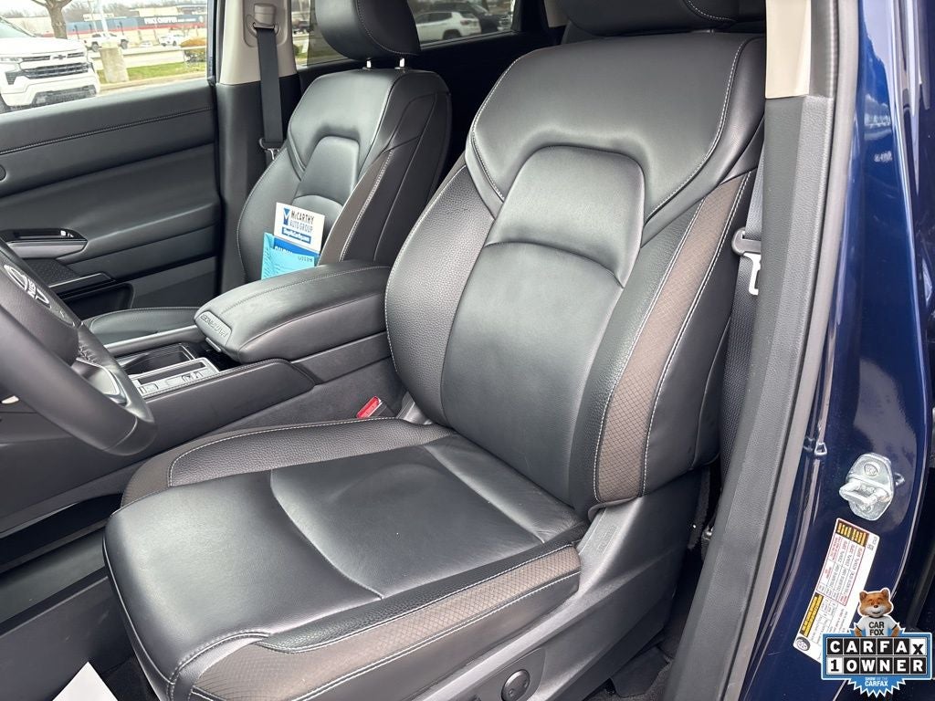 2025 Nissan Pathfinder SL FWD