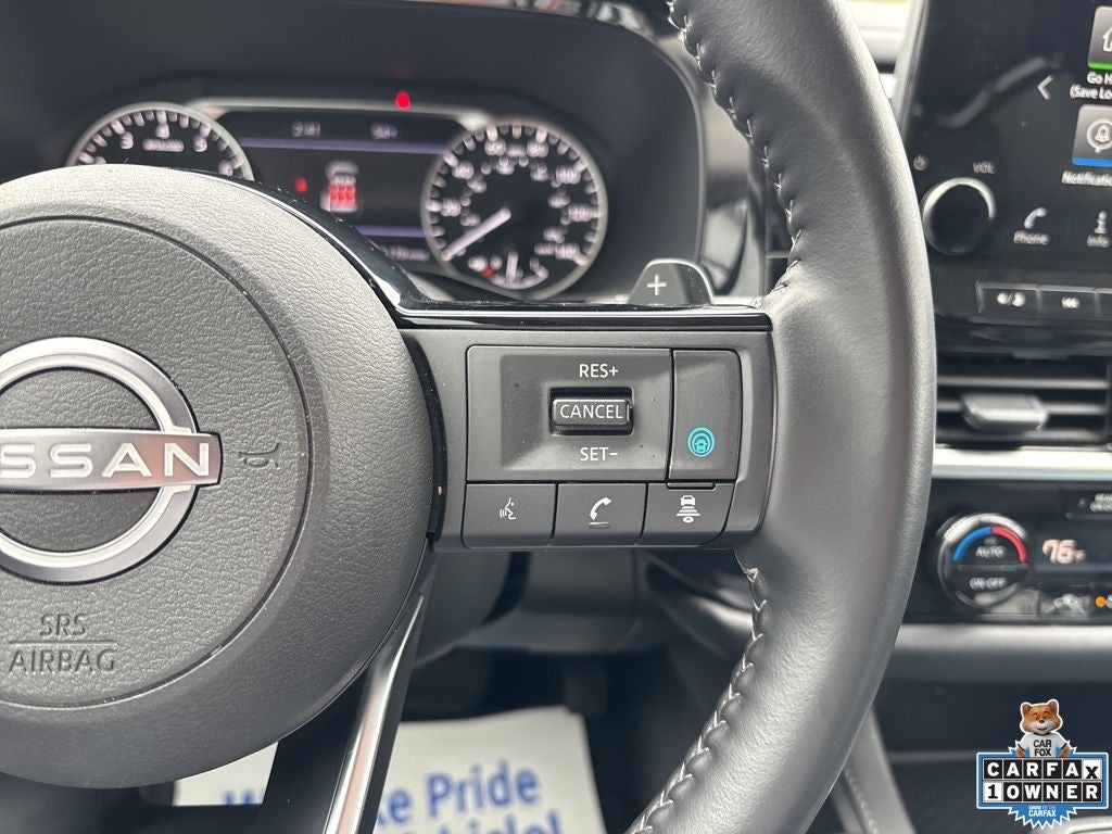 2025 Nissan Pathfinder SL FWD