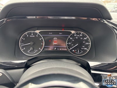 2025 Nissan Pathfinder SL FWD