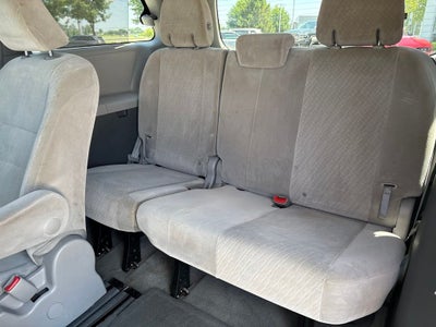 2017 Toyota Sienna LE 8 Passenger