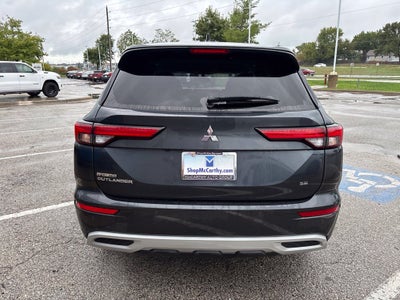 2024 Mitsubishi Outlander SE
