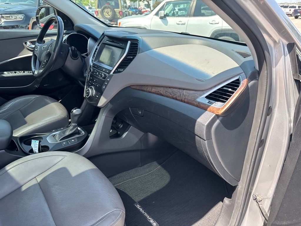 2017 Hyundai Santa Fe Limited Ultimate