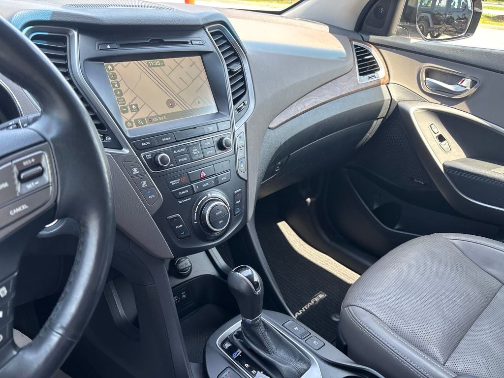2017 Hyundai Santa Fe Limited Ultimate