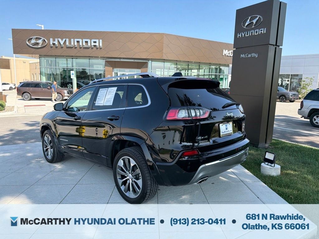2019 Jeep Cherokee Overland