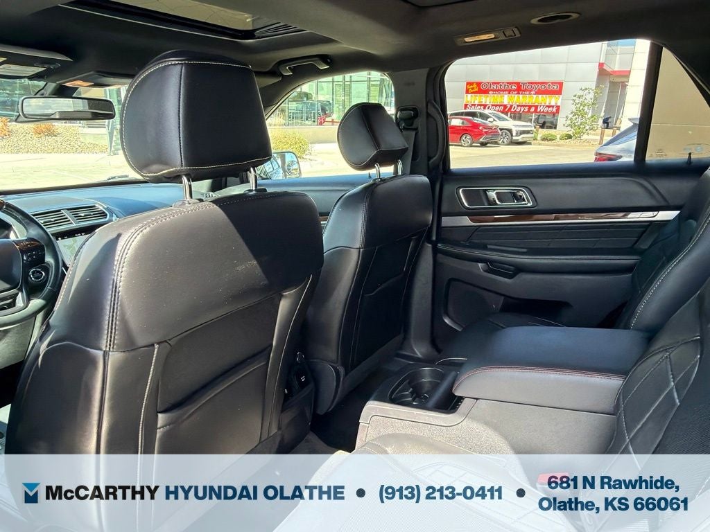 2017 Ford Explorer Platinum