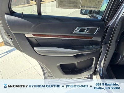 2017 Ford Explorer Platinum