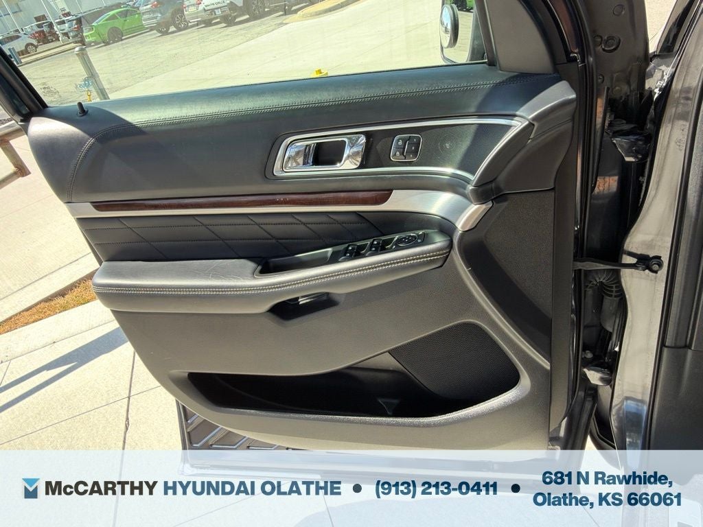 2017 Ford Explorer Platinum