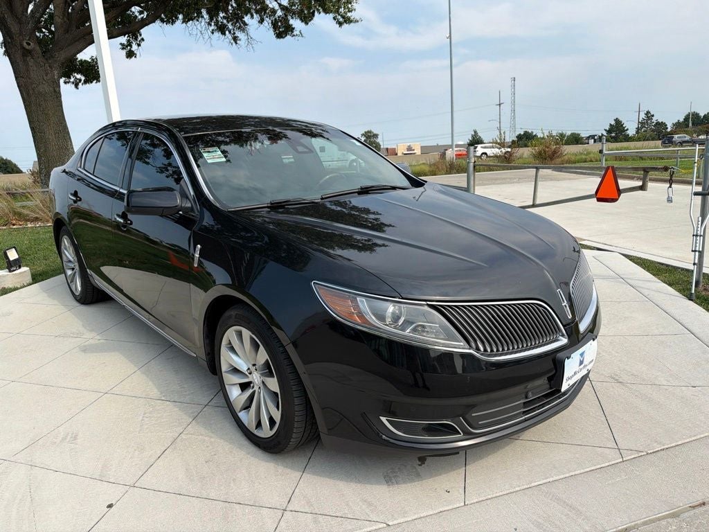 2015 Lincoln MKS Base