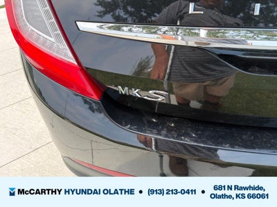 2015 Lincoln MKS Base