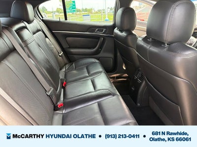 2015 Lincoln MKS Base