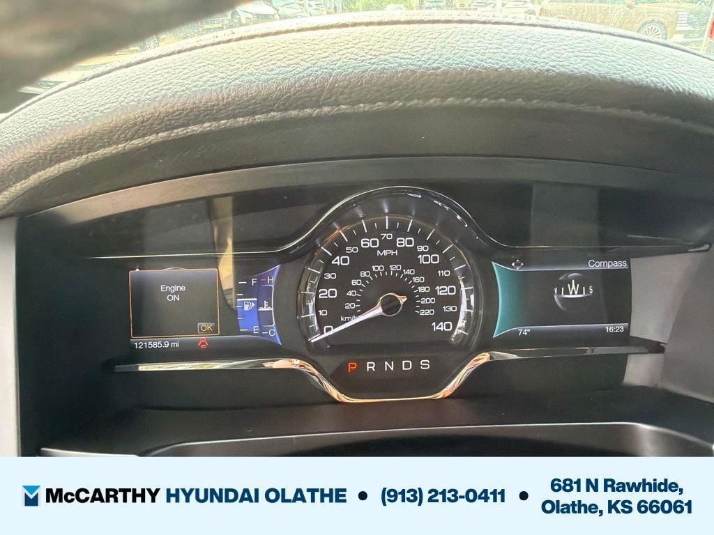 2015 Lincoln MKS Base