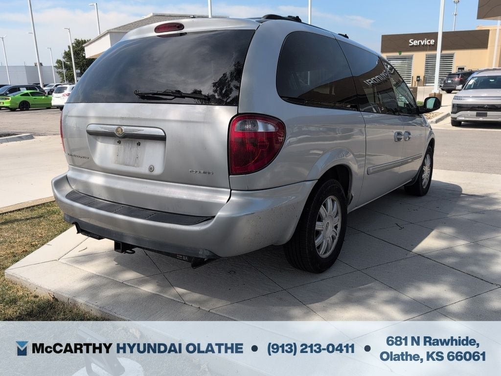 2006 Chrysler Town & Country Touring