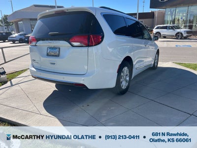 2017 Chrysler Pacifica Touring L