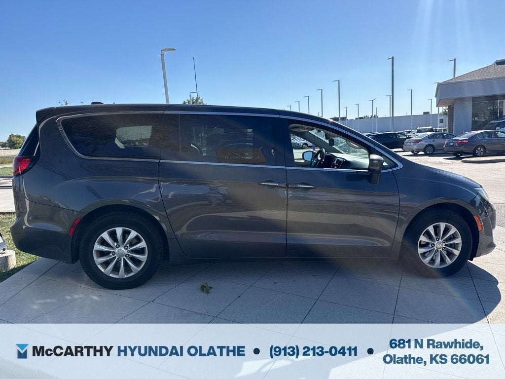 2018 Chrysler Pacifica Touring Plus