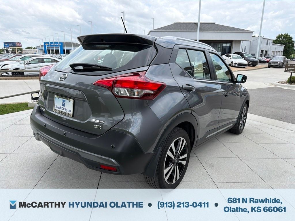2020 Nissan Kicks SR