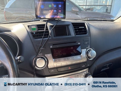 2012 Toyota Highlander SE