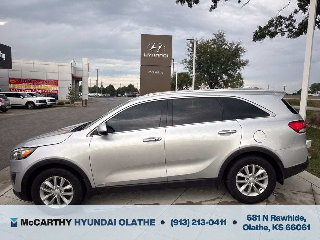 2017 Kia Sorento LX