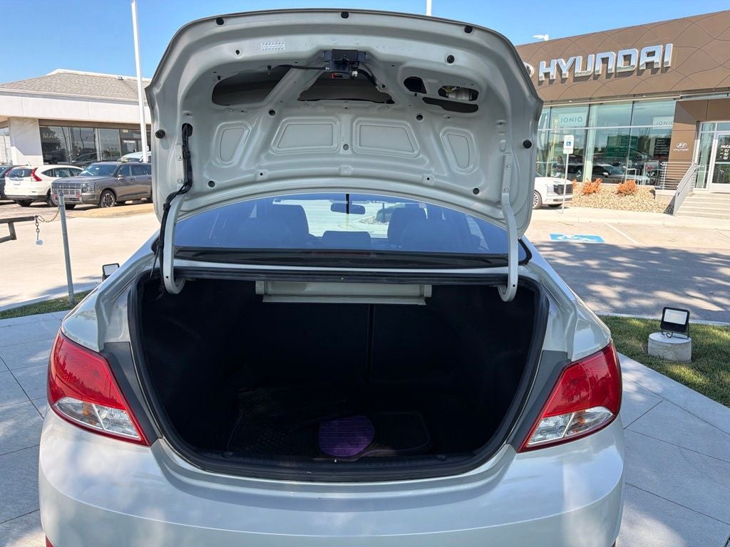 2017 Hyundai Accent SE