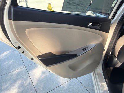 2017 Hyundai Accent SE