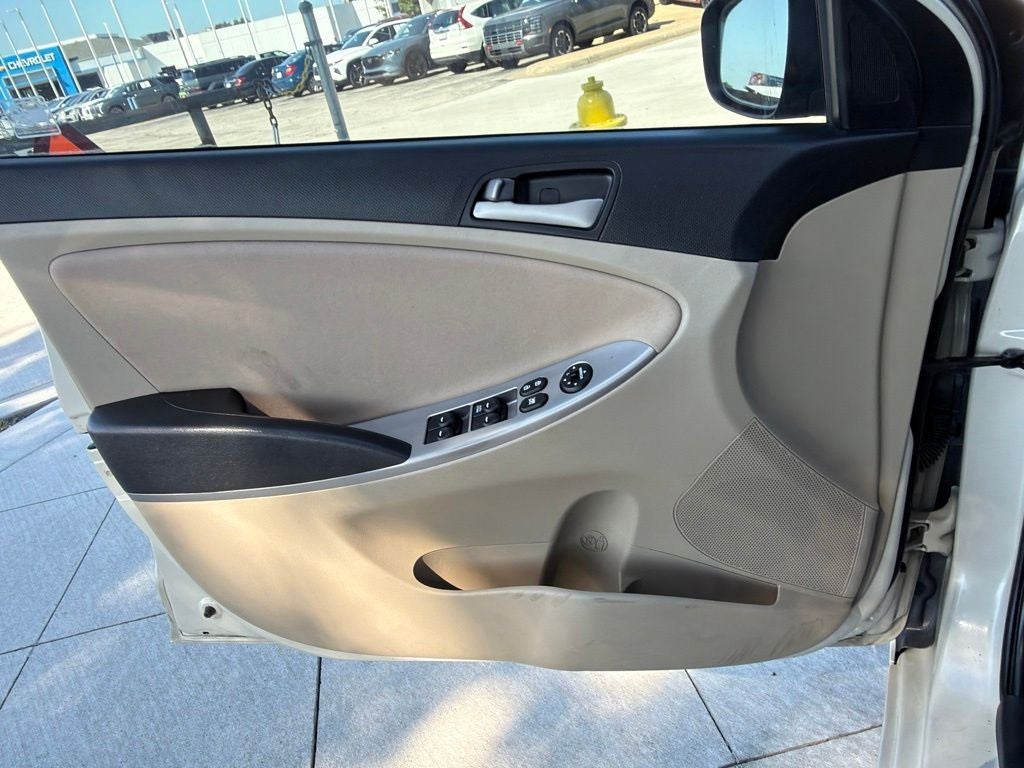 2017 Hyundai Accent SE