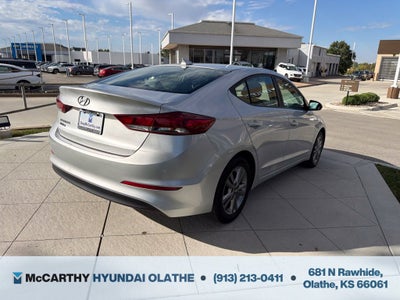 2017 Hyundai Elantra SE