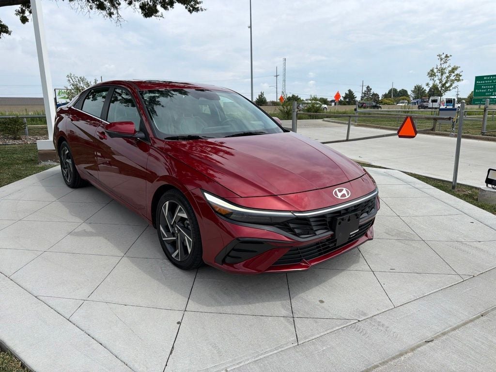 2024 Hyundai Elantra Limited