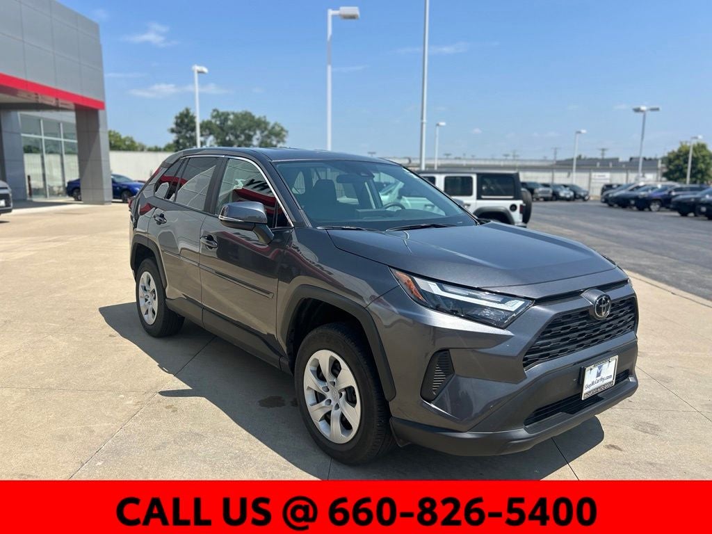 2024 Toyota RAV4 LE