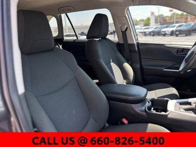 2025 Toyota RAV4 LE