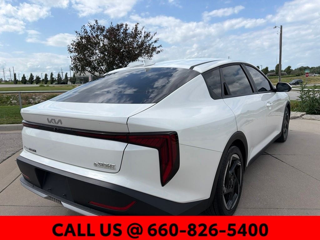 2025 Kia K4 EX
