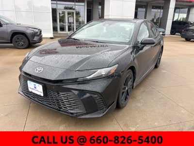 2025 Toyota Camry SE
