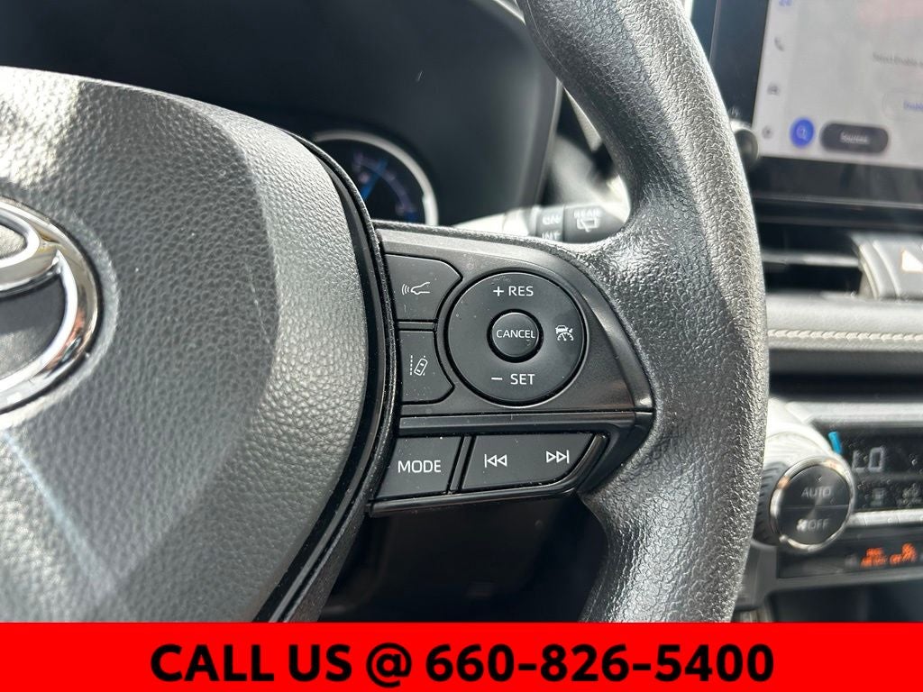 2025 Toyota RAV4 Hybrid XLE