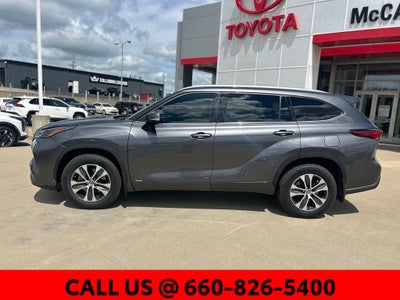 2022 Toyota Highlander Hybrid XLE