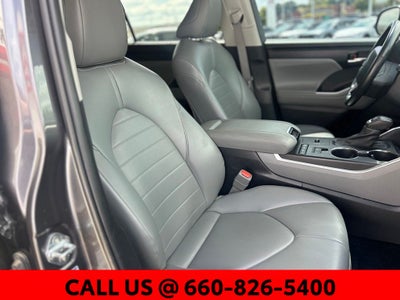 2022 Toyota Highlander Hybrid XLE
