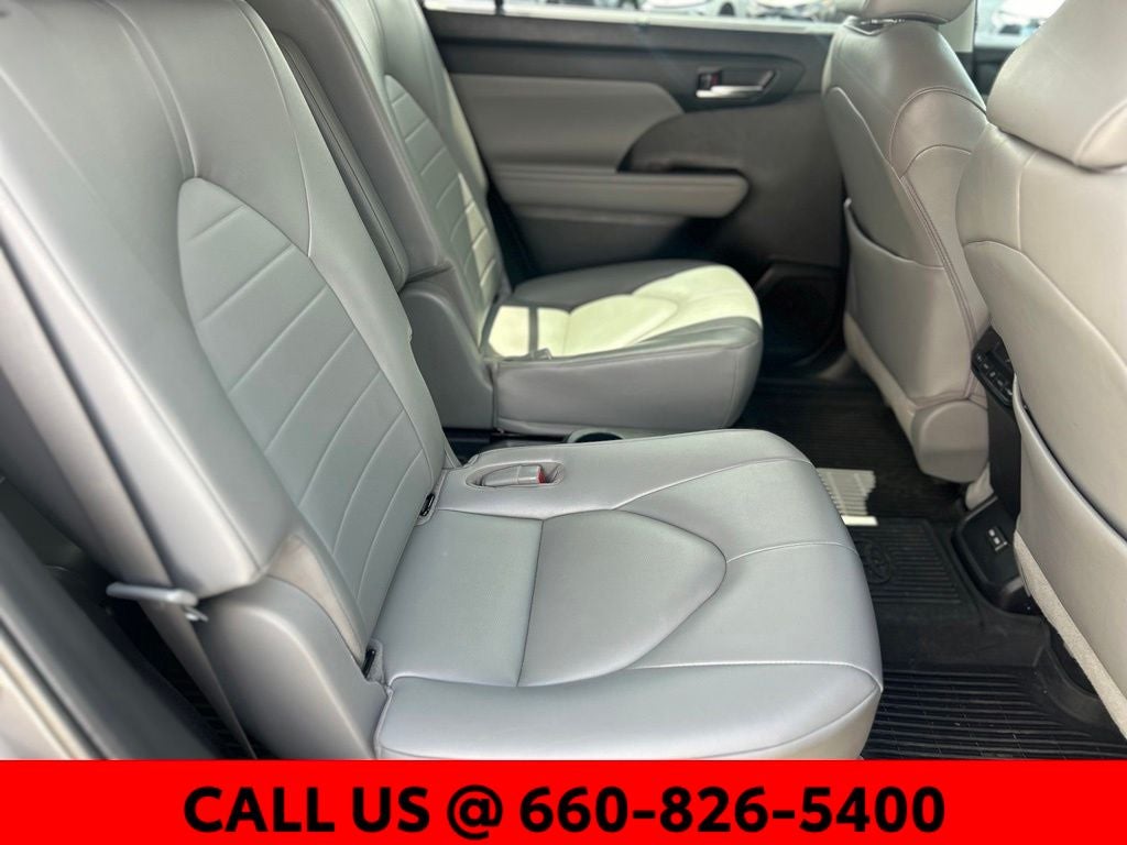 2022 Toyota Highlander Hybrid XLE
