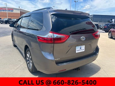 2020 Toyota Sienna LE 7 Passenger