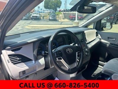 2020 Toyota Sienna LE 7 Passenger