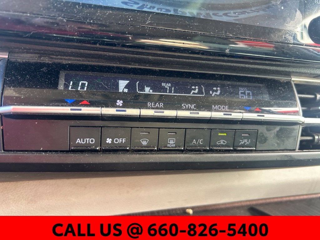 2022 Toyota Sienna LE 8 Passenger