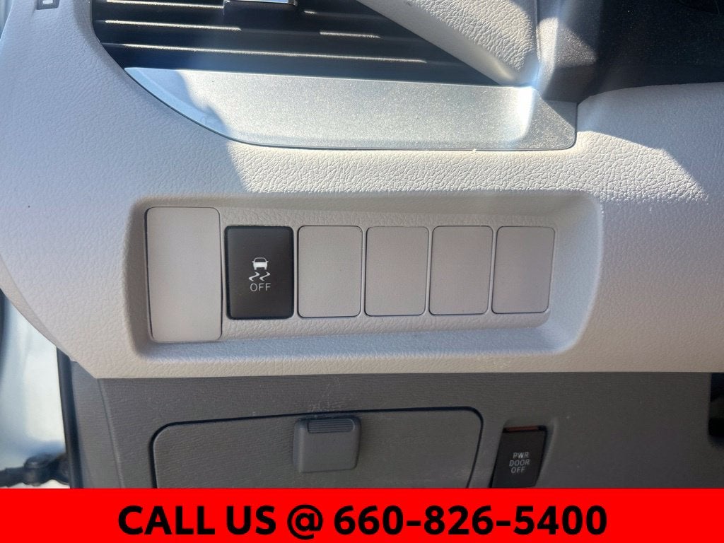 2017 Toyota Sienna LE 8 Passenger