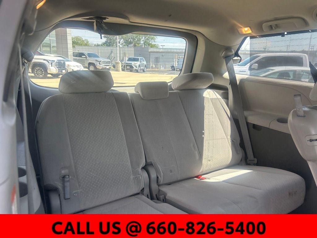 2017 Toyota Sienna LE 8 Passenger
