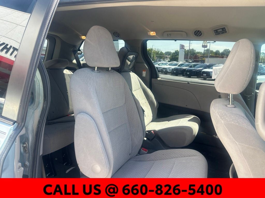 2017 Toyota Sienna LE 8 Passenger