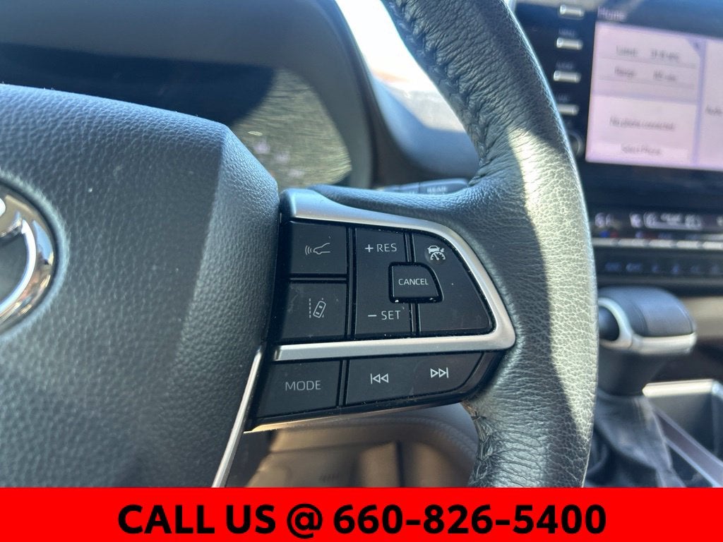 2023 Toyota Sienna XLE 8 Passenger
