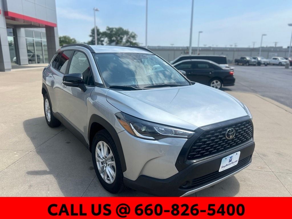 2025 Toyota Corolla Cross LE