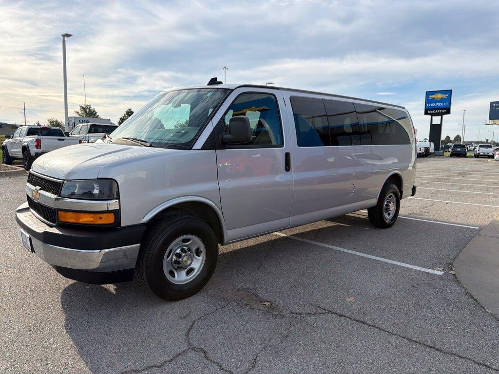 2025 Chevrolet Express Passenger LT
