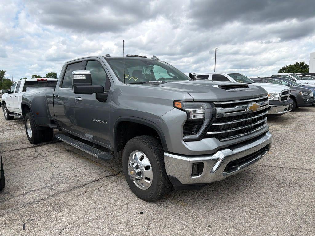 2025 Chevrolet Silverado 3500 HD LTZ