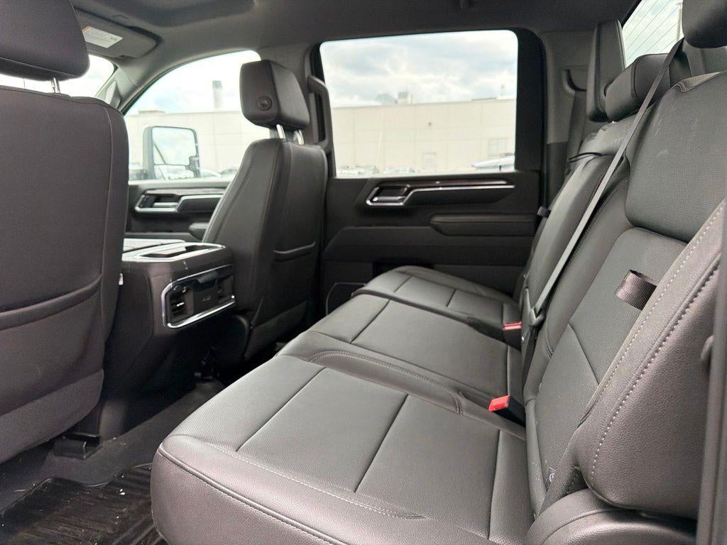 2025 Chevrolet Silverado 3500 HD LTZ