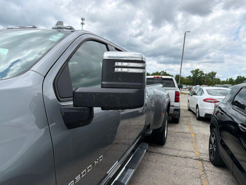 2025 Chevrolet Silverado 3500 HD LTZ