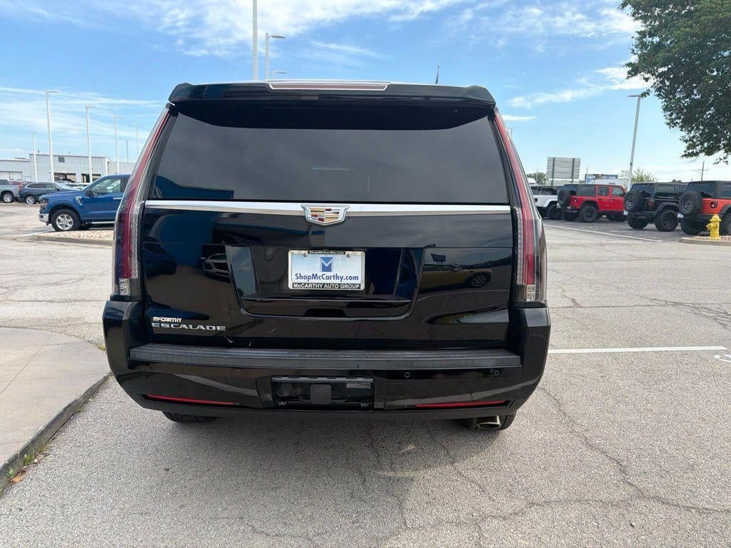 2016 Cadillac Escalade Platinum Edition