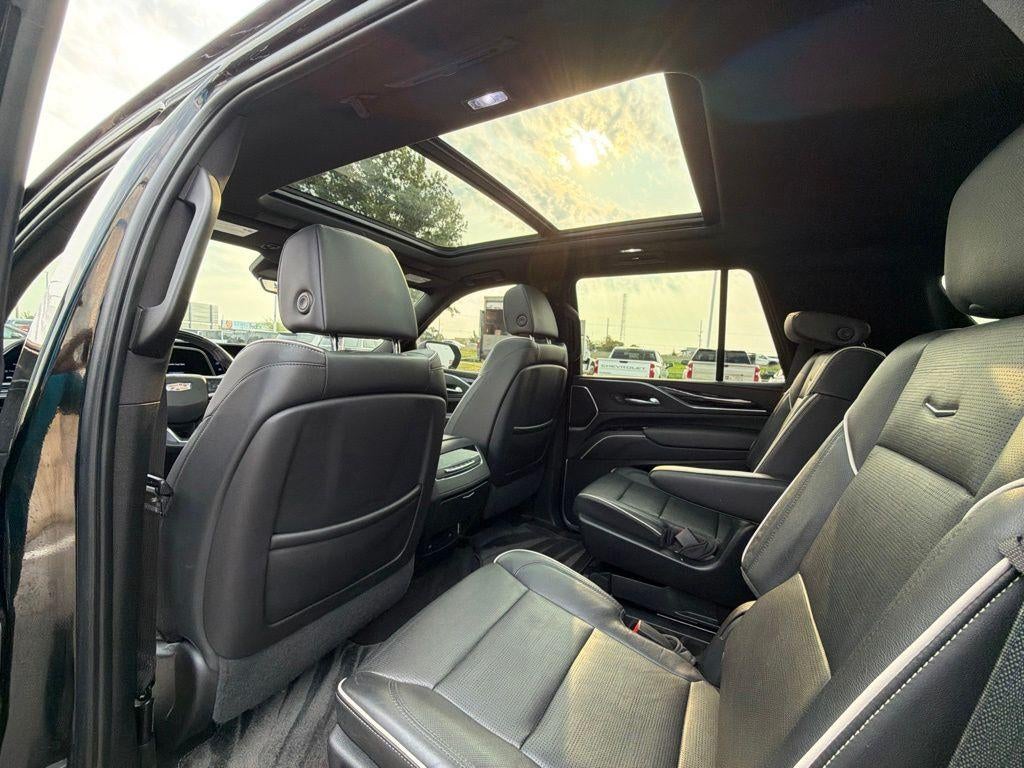 2022 Cadillac Escalade Sport