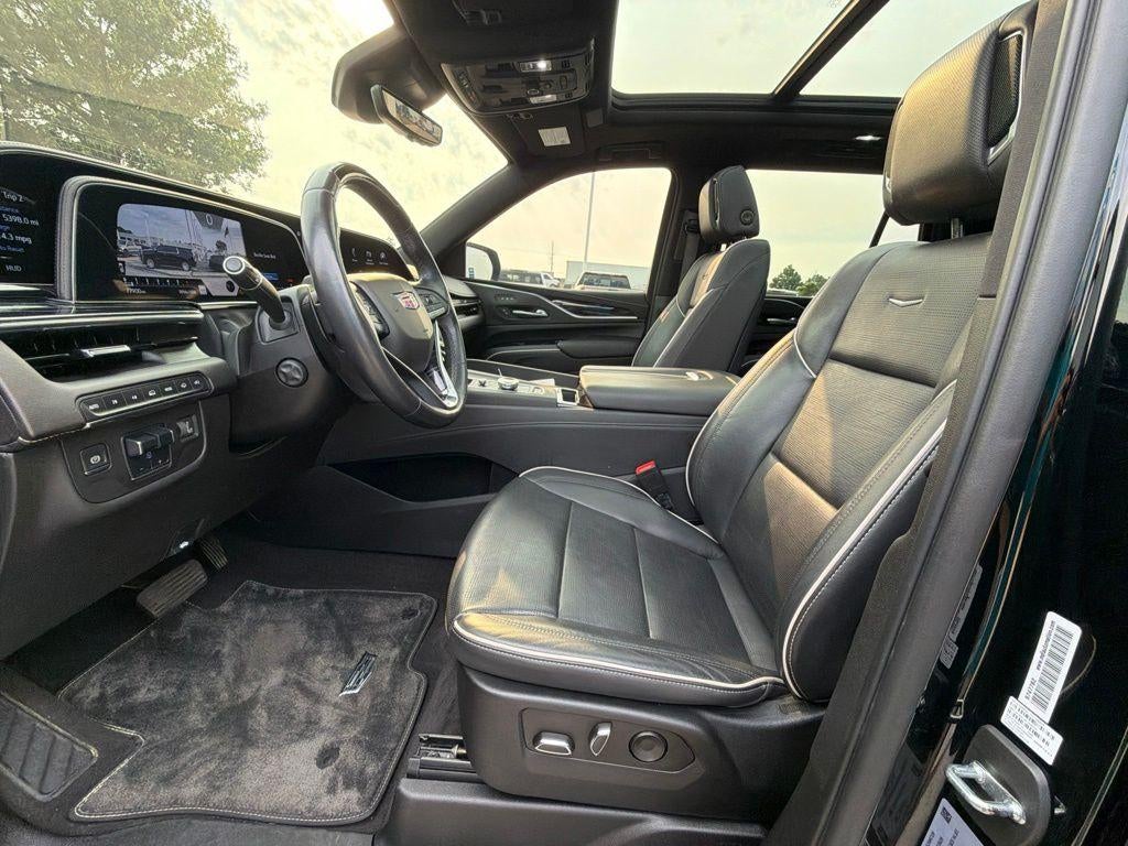 2022 Cadillac Escalade Sport