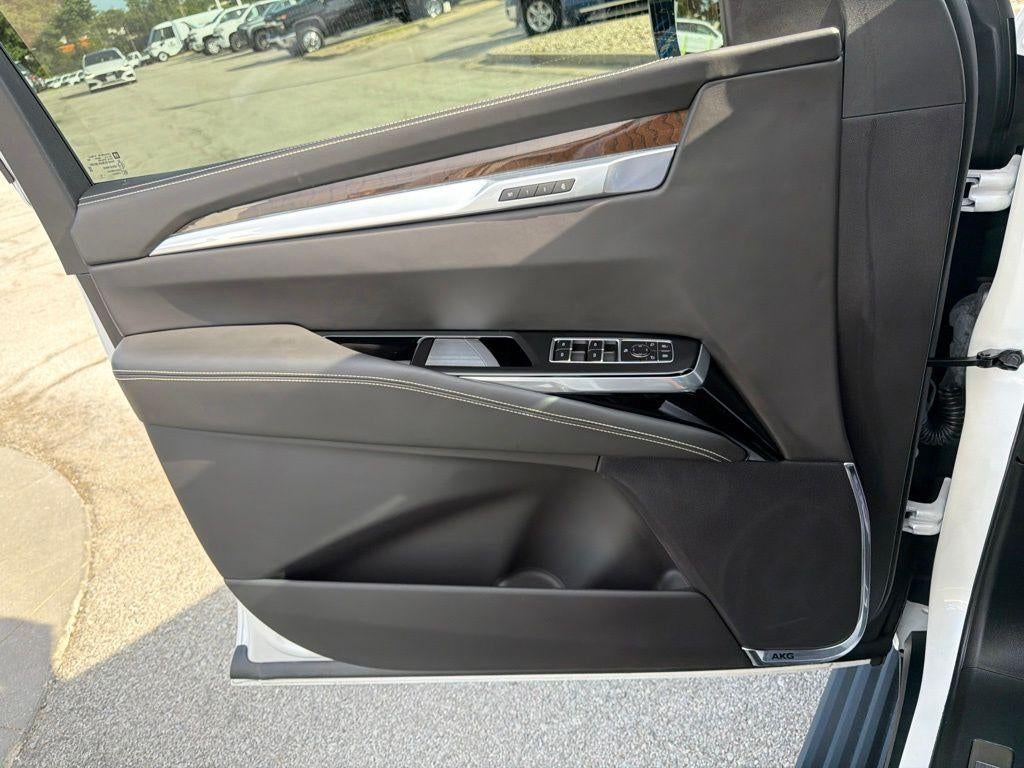 2025 Cadillac Escalade ESV Sport Platinum
